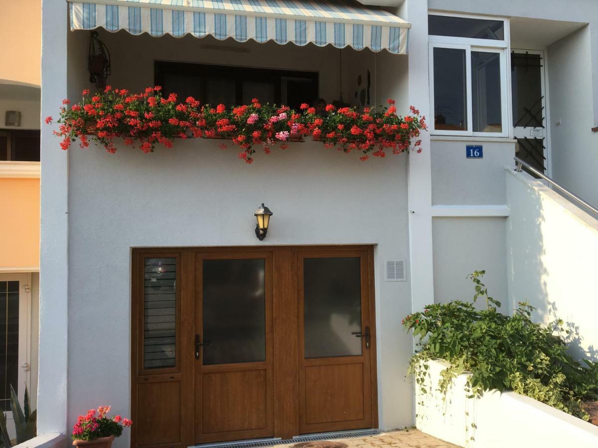 Apartment Branka Umag Exterior foto